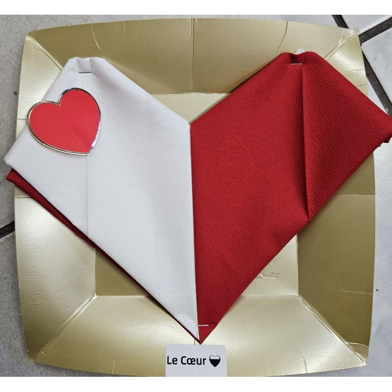 Pliage de serviette "le coeur"