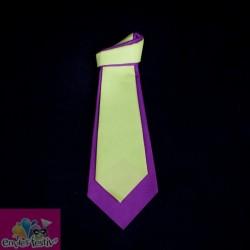 Pliage de serviette "cravate"